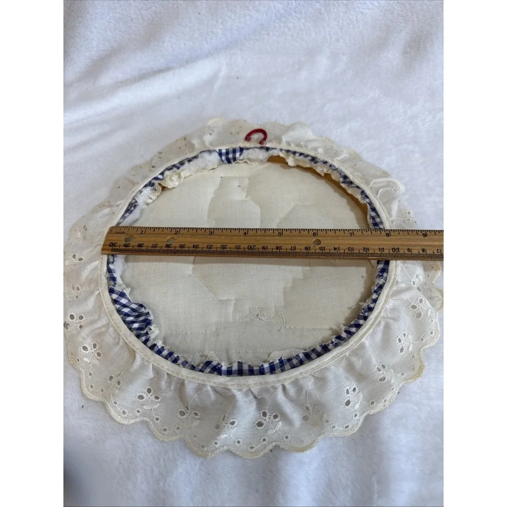 Vintage Rooster Embroidery Hoop Wall Art Blue Gingham‎ Eyelet Lace Trim 10
